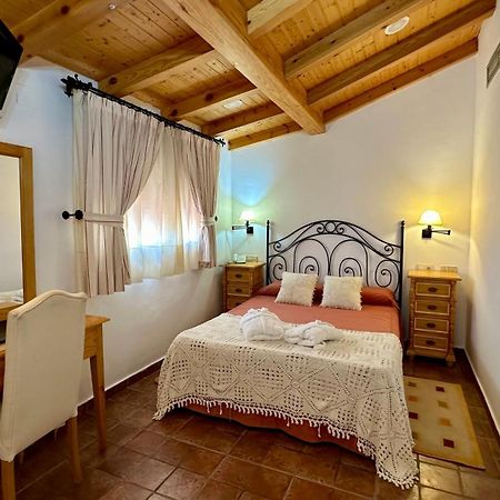 Hotel El Curro Burunchel Екстериор снимка