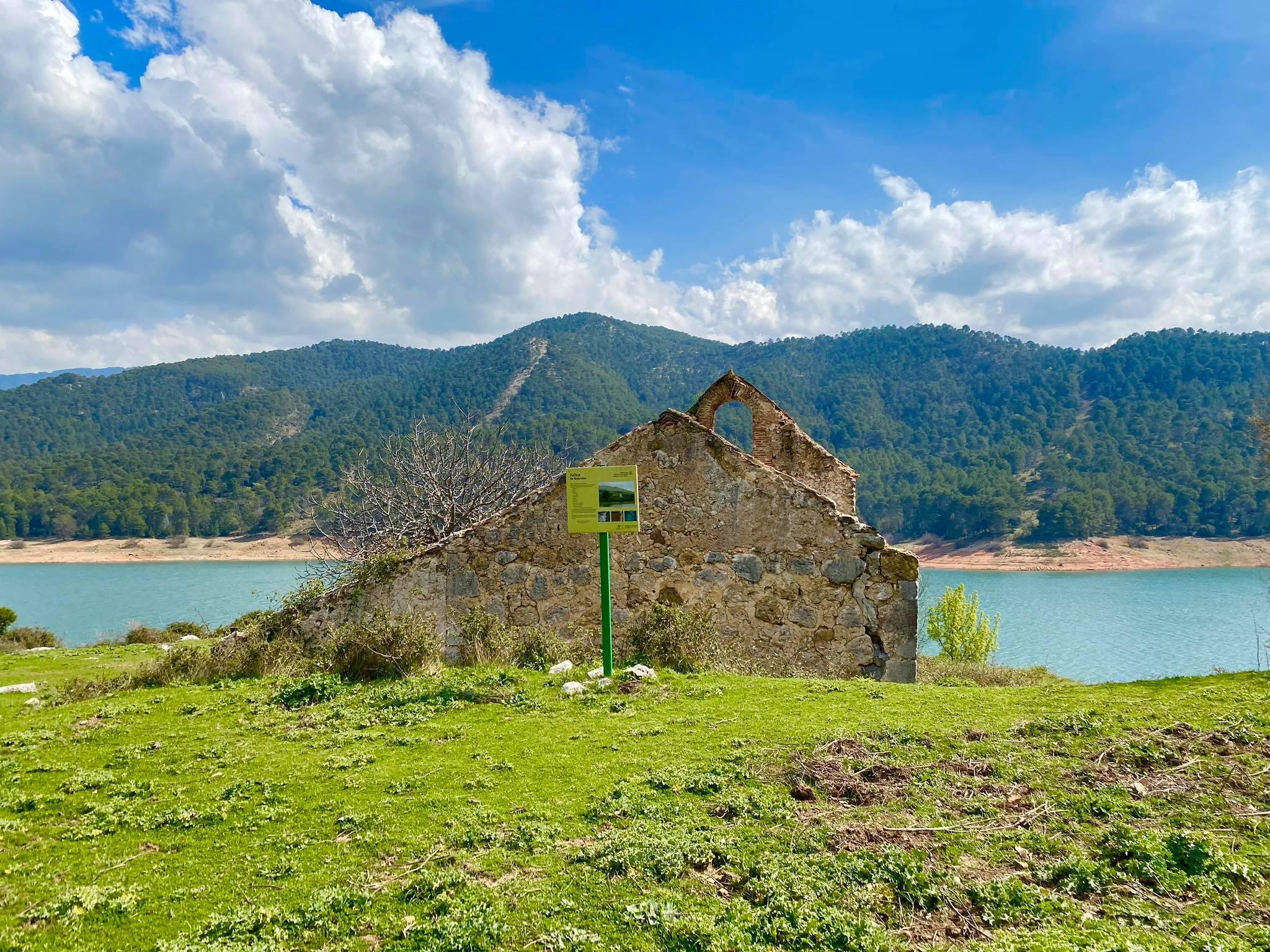 Hotel El Curro Burunchel Екстериор снимка
