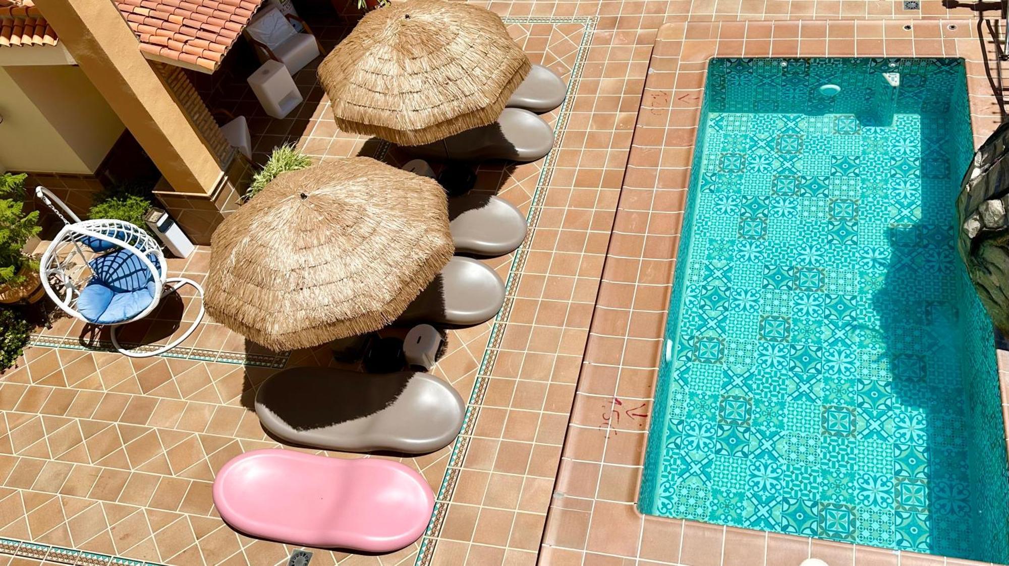 Hotel El Curro Burunchel Екстериор снимка