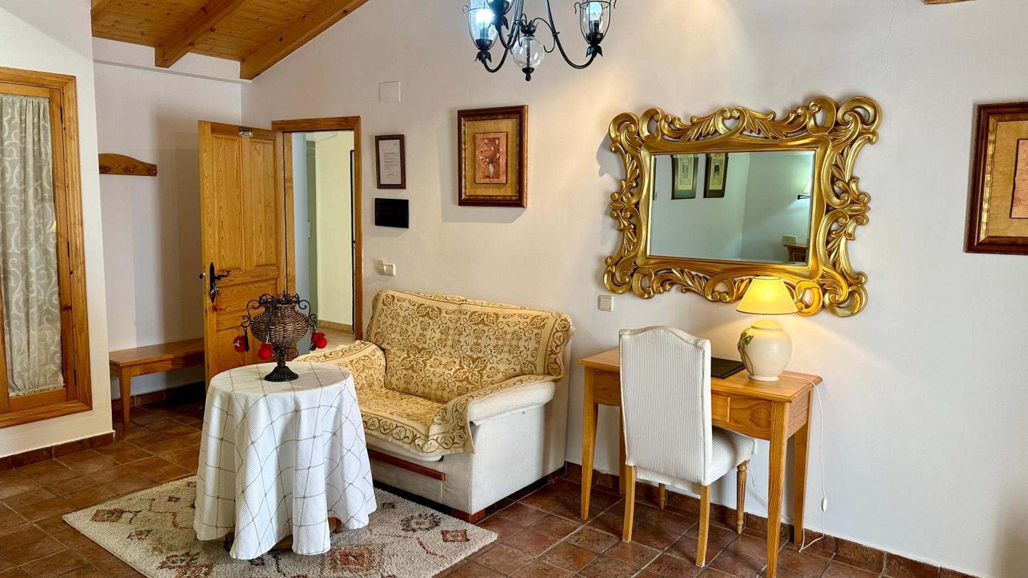 Hotel El Curro Burunchel Екстериор снимка